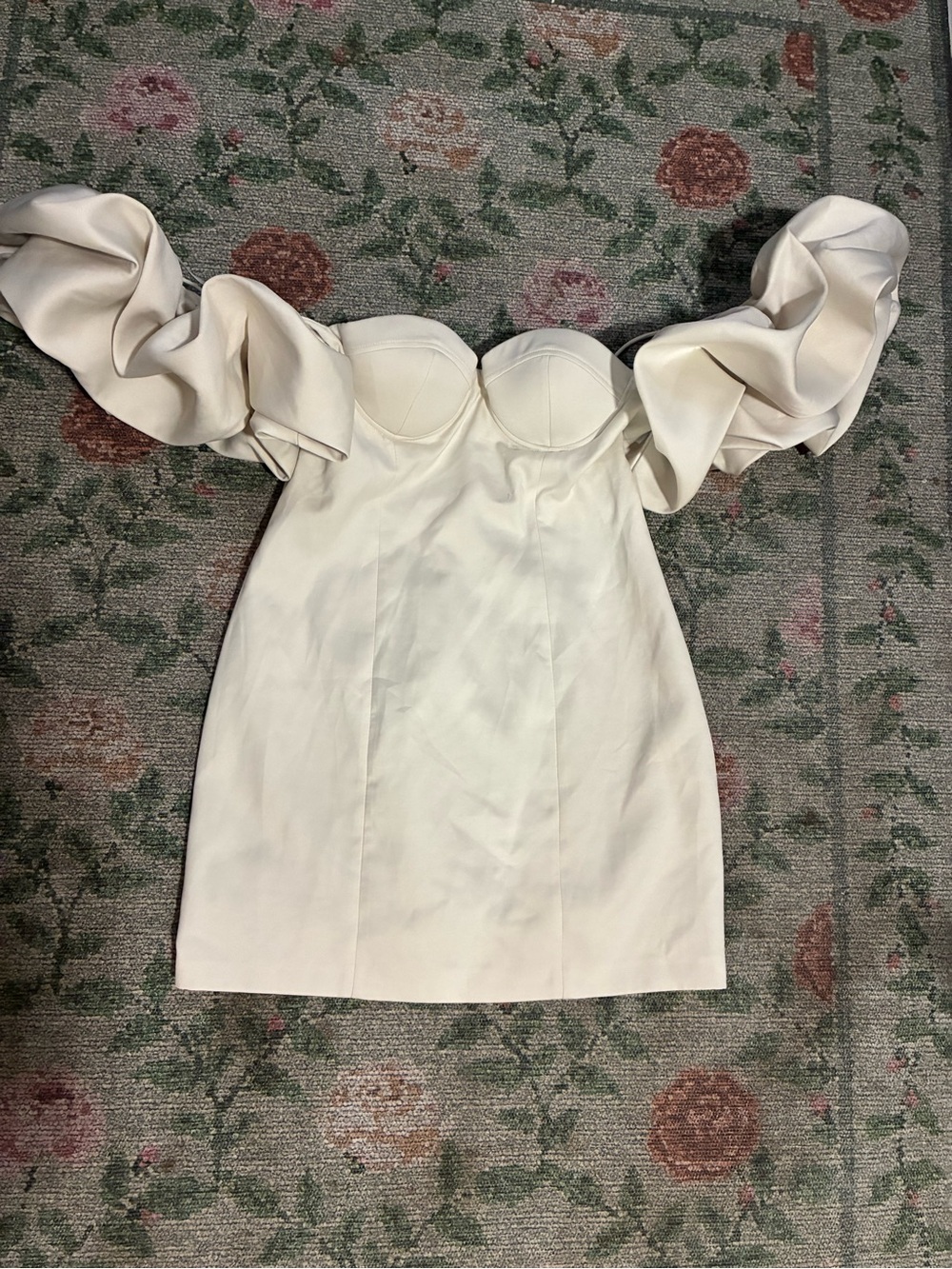 Zara Cream Off-Shoulder Mini Dress with Voluminous Ruffle Sleeves 🤍💐